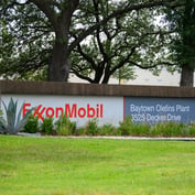BlackRock and Vanguard Played Key Roles in Exxon's Shareholder Proxy Vote