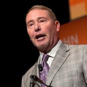 Gundlach Starts Buying After Worst Treasury Rout in Decades