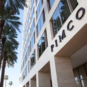 Pimco Sees $14B in Outflows Amid Bond Selloff