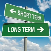 A Bond Market Debate: Short or Long in Early 2023?