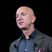 Bezos Reaps Florida Tax Benefit With $4B Amazon Share Sale