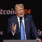 Trump Pledges to Fire Gensler, Hire People Who 'Love' Crypto