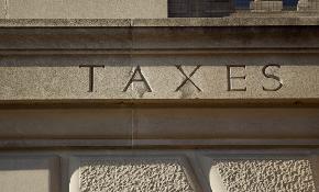 IRS Enters Tax Season 'Inundated ' Says Taxpayer Advocate