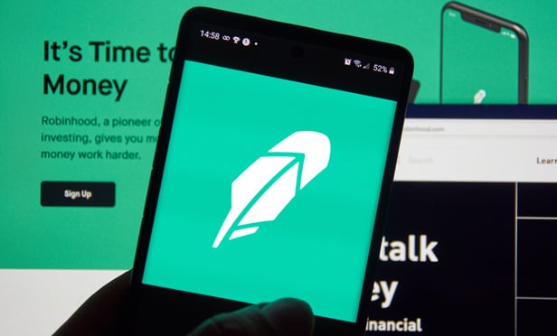 Robinhood, Other Brokerages Update Trading Limits as Platform Glitches Continue